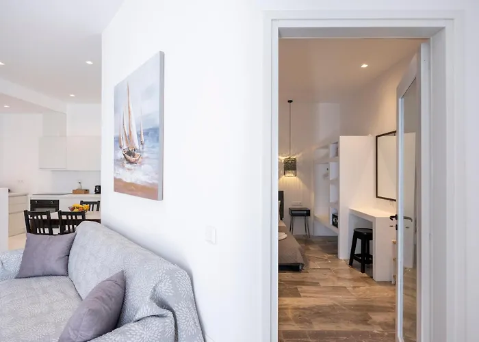 Ela Suites